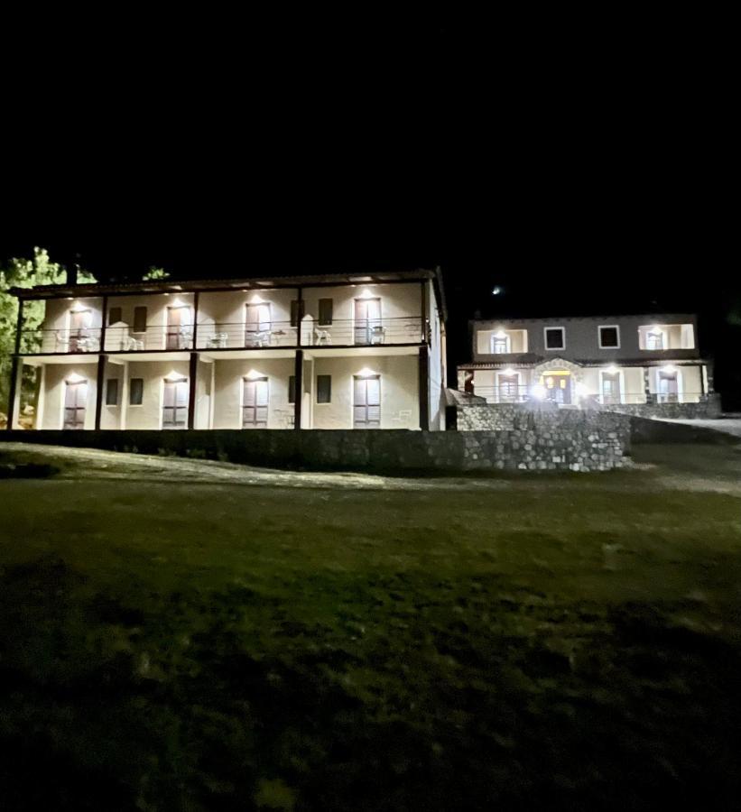 Tzoumerka Spirits Vourgareli Exterior foto